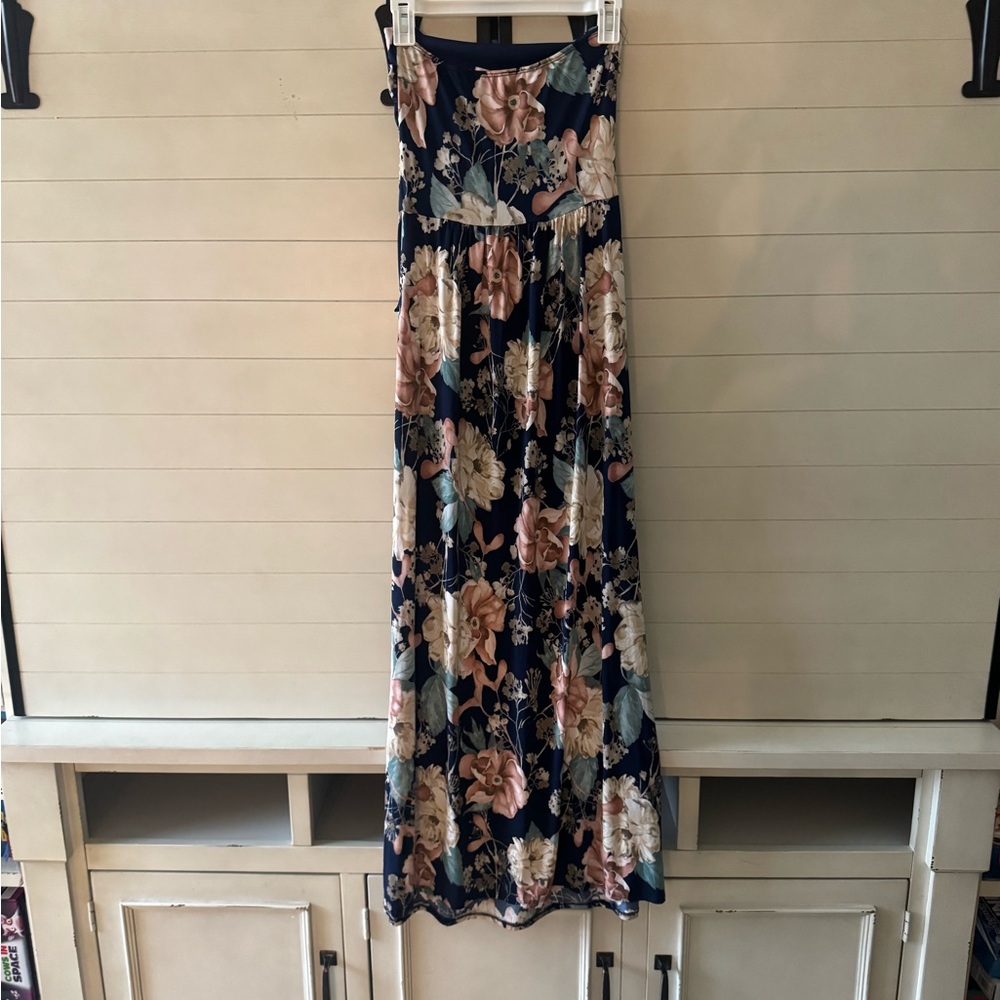 Chic Floral Strapless Maxi Dress - Navy and Pink